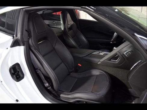 Used 2018 Chevrolet Corvette Stingray Coupe w/ Battery Protection Package RWD image 20