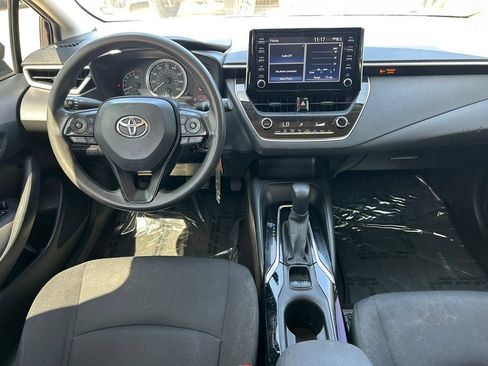 Used 2020 Toyota Corolla LE FWD image 15