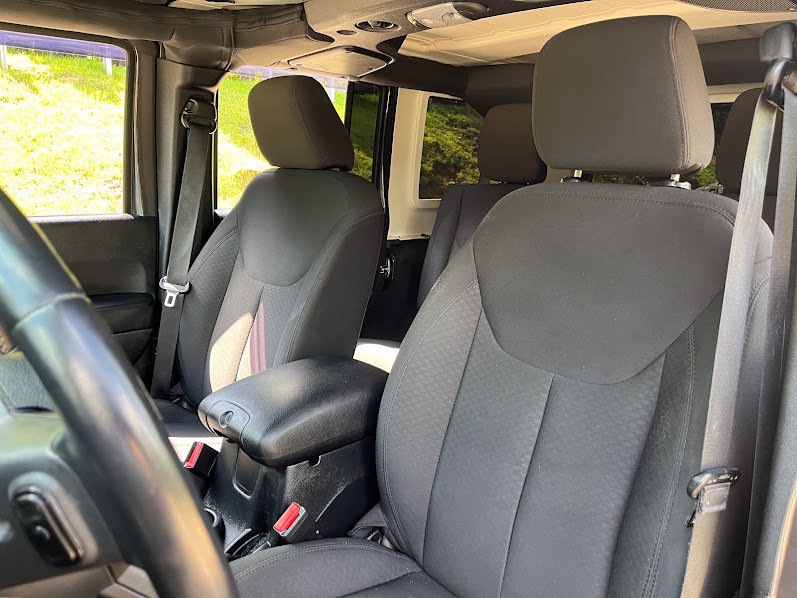 Used 2016 Jeep Wrangler Unlimited Sport w/ Quick Order Package 24S AWD/4WD image 9