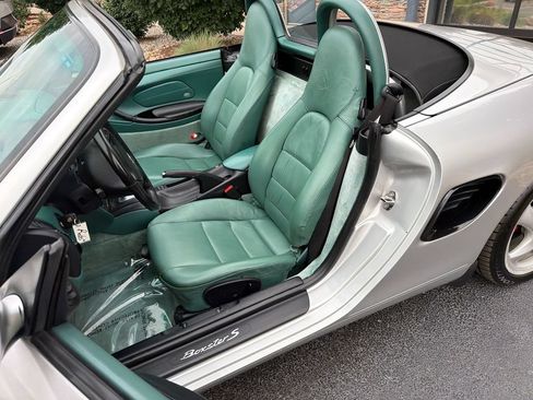 Used 2001 Porsche Boxster S RWD image 58