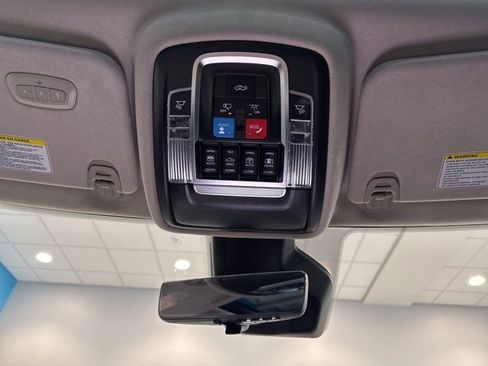 New 2026 RAM 1500 Tungsten w/ Trailer Tow Group AWD/4WD image 36