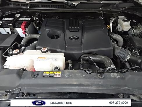 Used 2022 Toyota Tundra Limited image 16