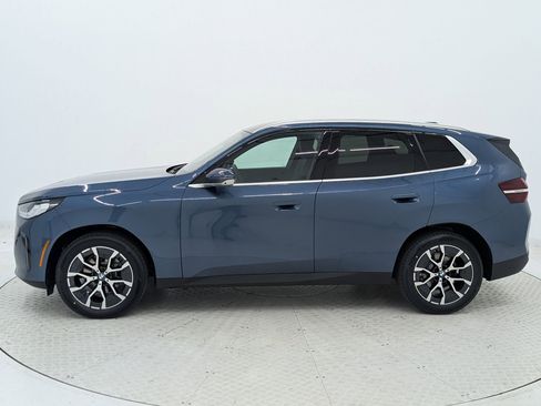Used 2026 BMW X3 xDrive30i w/ Premium Package AWD/4WD image 2