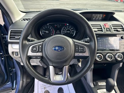 Used 2017 Subaru Forester 2.5i Premium AWD/4WD image 14