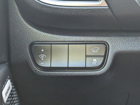 Certified 2025 Kia Seltos SX w/ SX Sunroof Package image 43