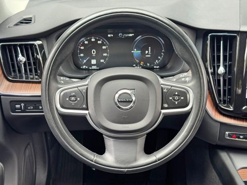 Used 2021 Volvo XC60 T8 Inscription Expression w/ Premium Package AWD/4WD image 20