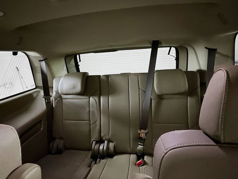 Used 2018 Chevrolet Tahoe LT image 29