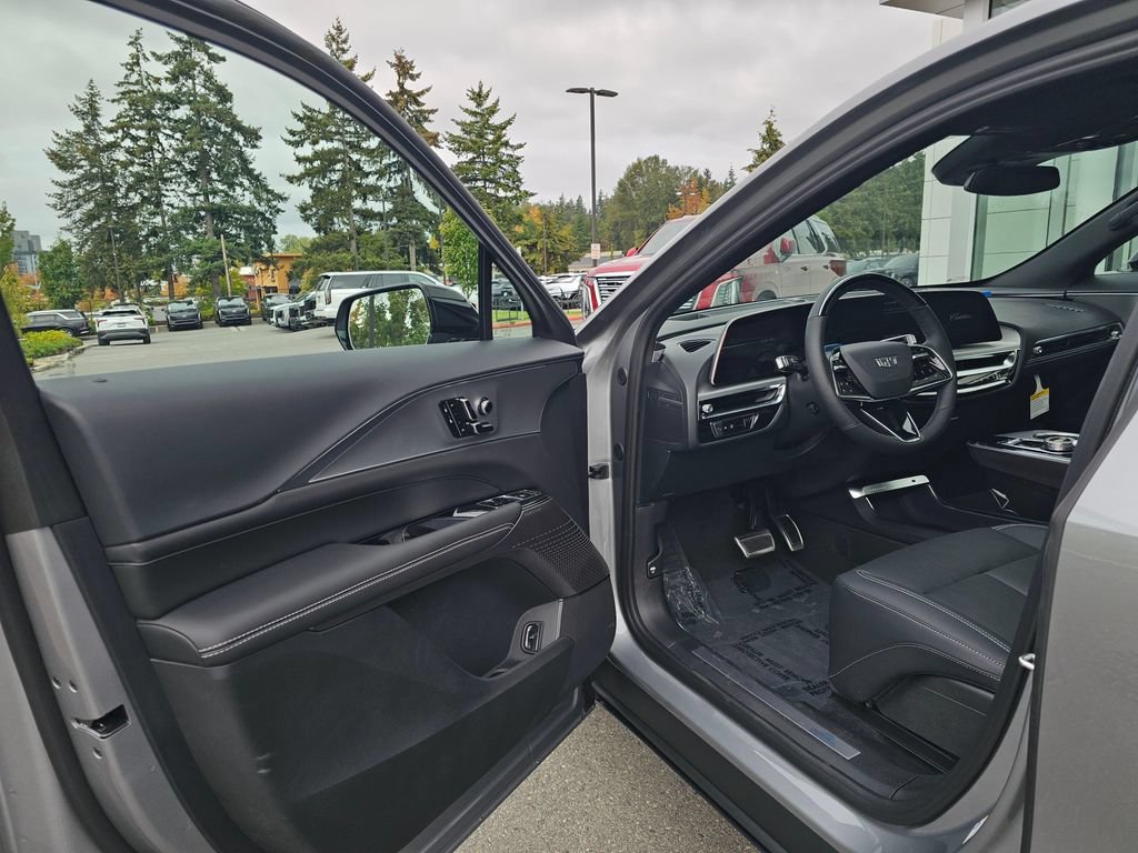 New 2027 Cadillac Lyriq Sport AWD/4WD image 23