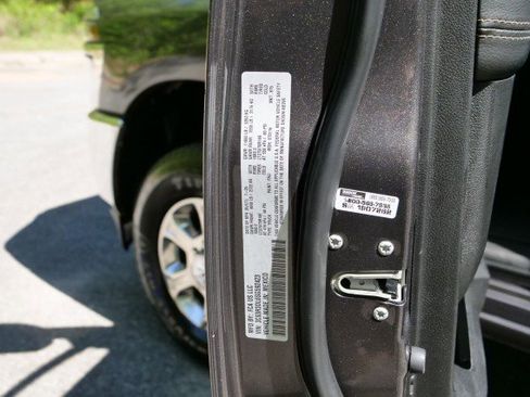 Used 2025 RAM 3500 Big Horn image 47