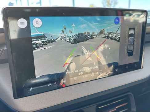 New 2026 Ford Maverick Lariat image 9