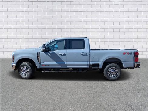 New 2026 Ford F250 Lariat w/ Lariat Premium Package image 2