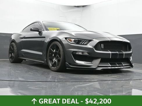 Used 2017 Ford Mustang Shelby GT350 image 43