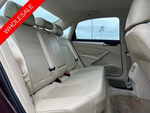 Used 2012 Volkswagen Passat 2.5 SE image 12