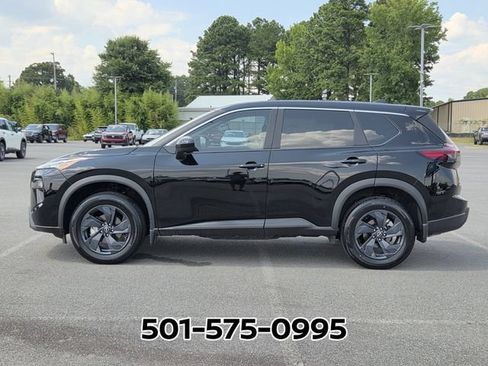 Used 2026 Nissan Rogue SV w/ Cold Weather Package FWD image 2