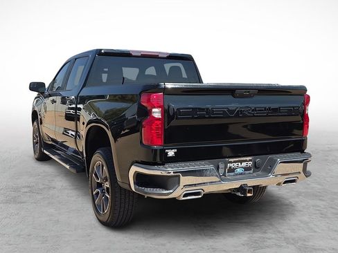 Used 2021 Chevrolet Silverado 1500 LT w/ Z71 Off-Road Package AWD/4WD image 8