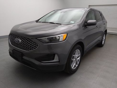 Used 2023 Ford Edge SEL image 15