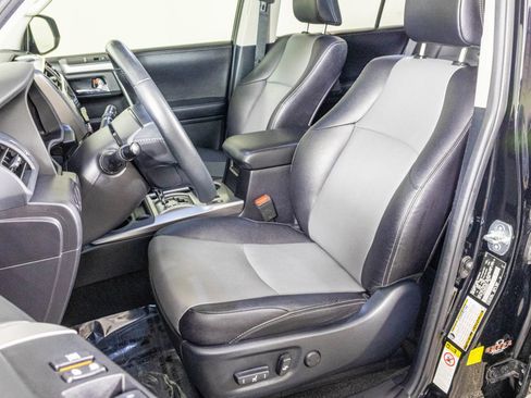 Used 2016 Toyota 4Runner SR5 Premium AWD/4WD image 22