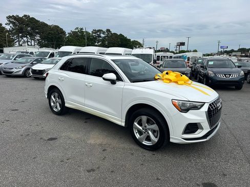 Used 2021 Audi Q3 2.0T Premium AWD/4WD image 12