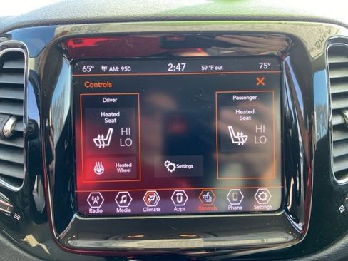 Used 2019 Jeep Compass Limited image 22