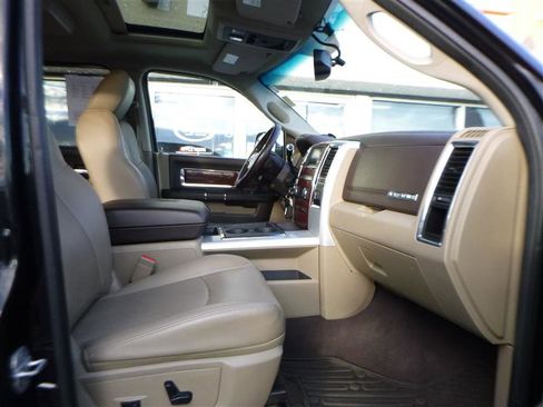 Used 2011 RAM 2500 Laramie w/ Cold Weather Group image 11