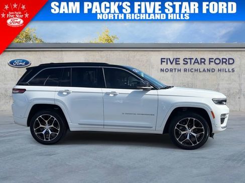 Used 2025 Jeep Grand Cherokee Summit AWD/4WD image 10