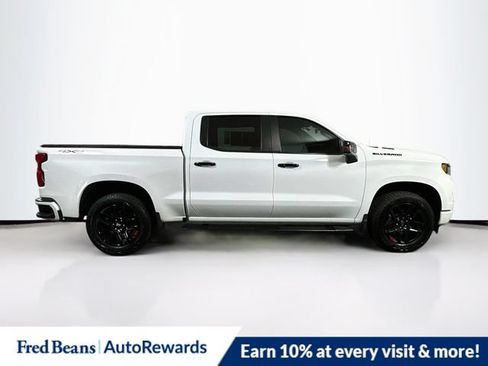 Used 2023 Chevrolet Silverado 1500 RST w/ Redline Edition AWD/4WD image 10