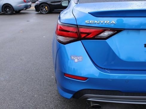 Used 2021 Nissan Sentra SR w/ SR Premium Package image 43