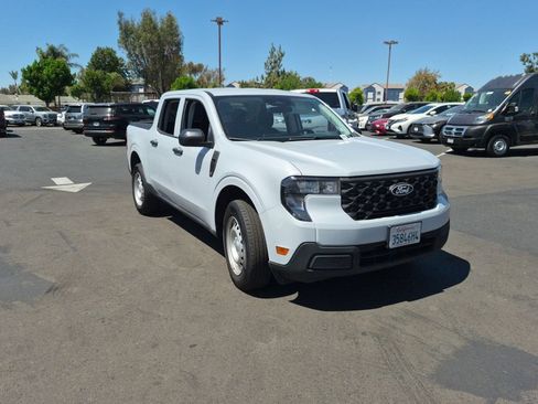 Used 2025 Ford Maverick XL FWD image 3