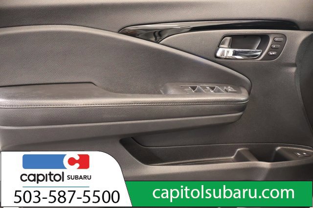 Used 2019 Honda Pilot Touring image 9