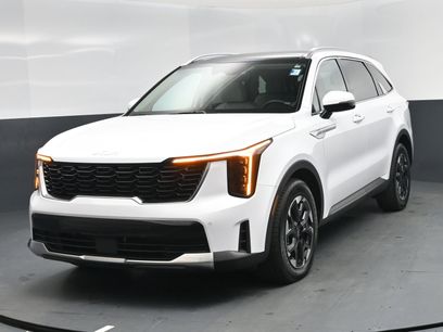 Used 2025 Kia Sorento S w/ Panoramic Sunroof Package
