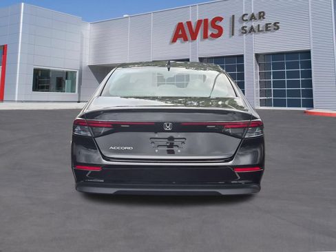 Used 2025 Honda Accord LX image 7