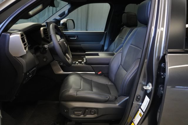 Used 2026 Toyota Tundra Platinum AWD/4WD image 12