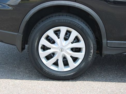 Used 2017 Nissan Rogue S FWD image 13