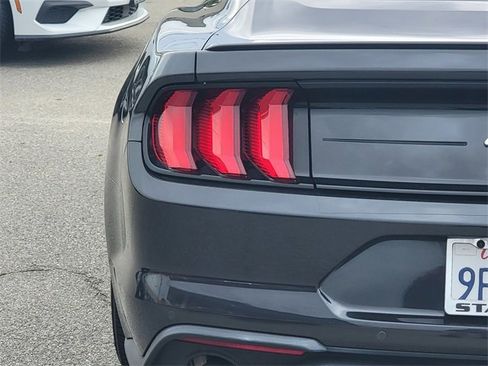 Certified 2022 Ford Mustang Premium image 6