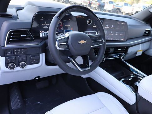 New 2026 Chevrolet Tahoe Premier AWD/4WD image 6