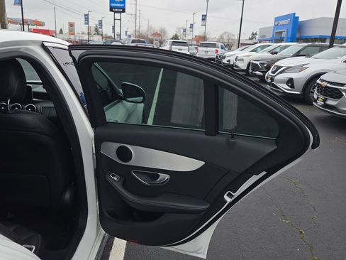 Used 2018 Mercedes-Benz C 300 Sedan image 20