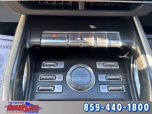 Used 2024 Lincoln Nautilus Reserve AWD/4WD image 16