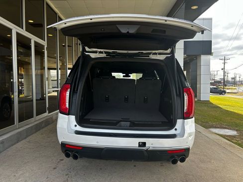 Used 2021 GMC Yukon XL Denali image 19