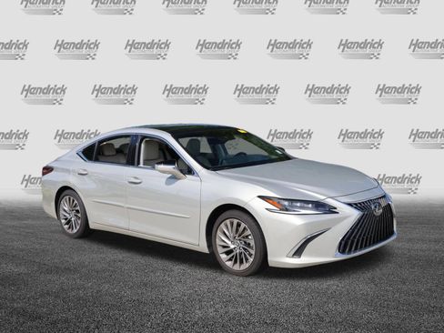 Certified 2025 Lexus ES 350 Ultra Luxury w/ Accessory Package (Z1) FWD image 2