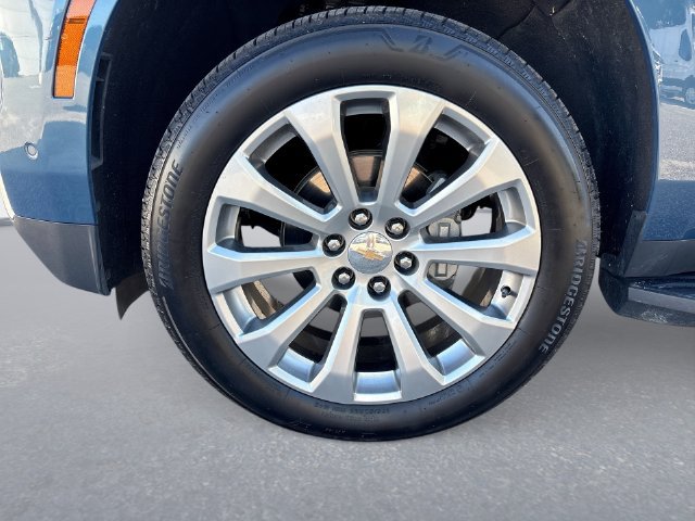 Used 2025 Chevrolet Tahoe LT RWD image 10