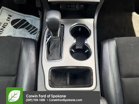 Used 2019 Jeep Grand Cherokee Altitude AWD/4WD image 29