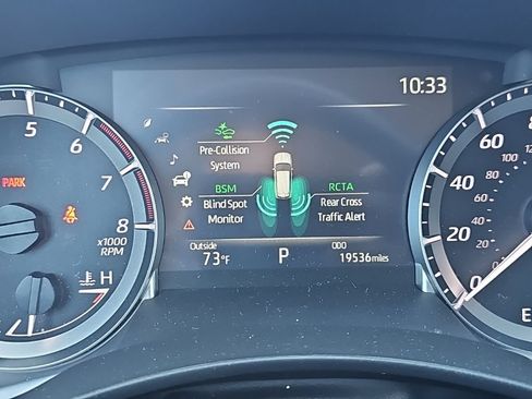 Used 2023 Toyota Highlander XLE FWD image 18