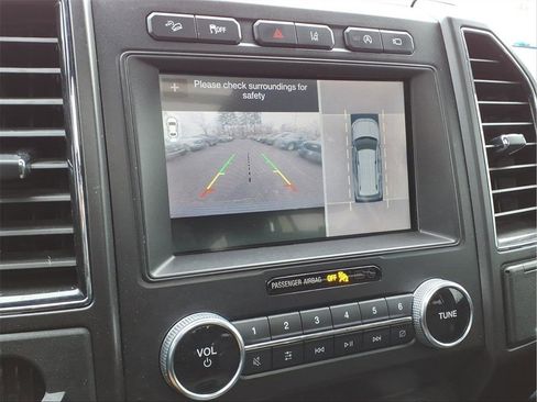 Used 2019 Ford Expedition Limited w/ Equipment Group 303A image 7