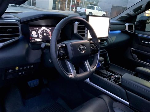 Used 2023 Toyota Tundra Platinum image 17