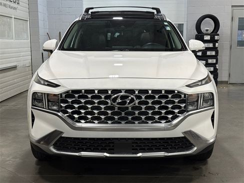 Used 2023 Hyundai Santa Fe SEL w/ Premium Package image 2