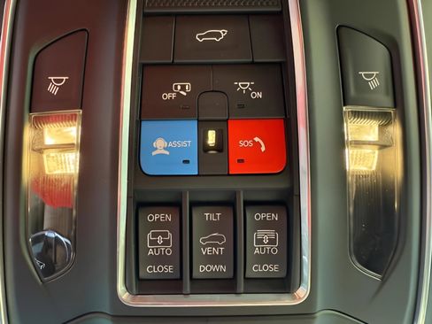 New 2026 Jeep Grand Cherokee Limited Reserve image 25