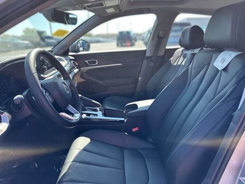 New 2025 Acura Integra FWD image 9