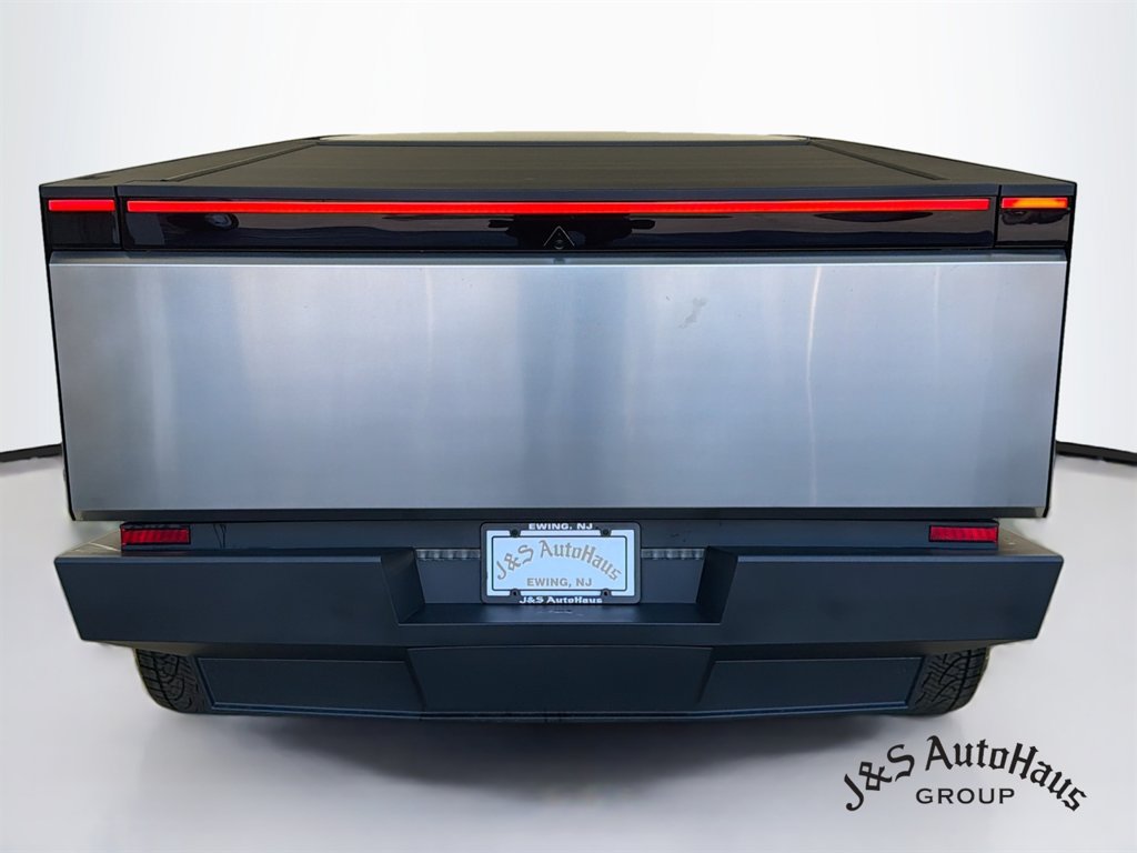 Used 2026 Tesla Cybertruck AWD Crew Cab image 6
