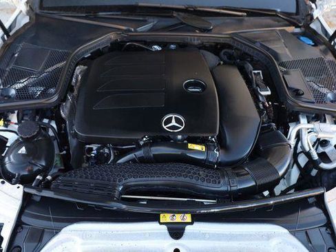 Used 2020 Mercedes-Benz C 300 4MATIC Sedan image 23