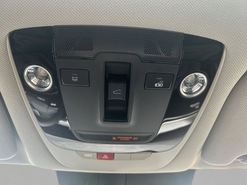 New 2026 Kia Sorento S w/ S Panoramic Sunroof Package image 28